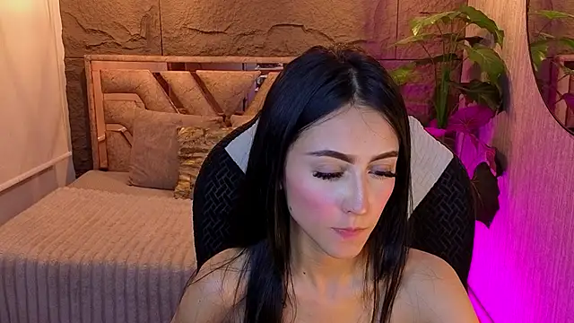 Coralinnee_ webcam
