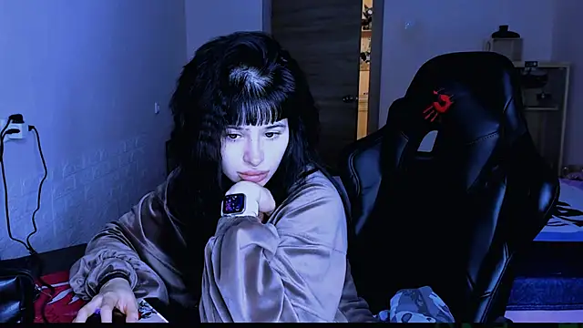AllisonDeetz webcam