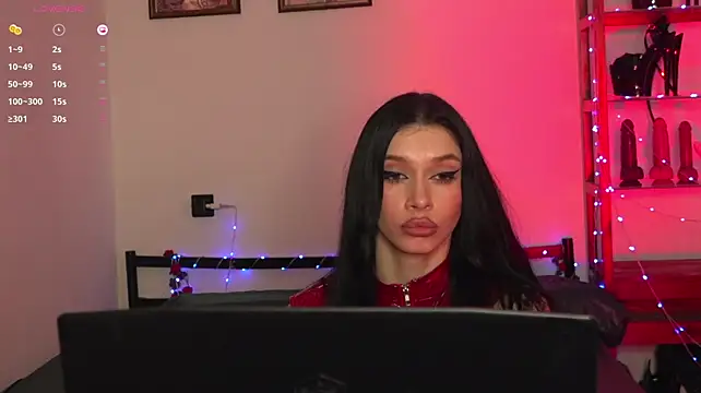 Olivia_Faye