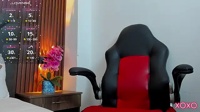 linda_rios_ live cam on StripChat
