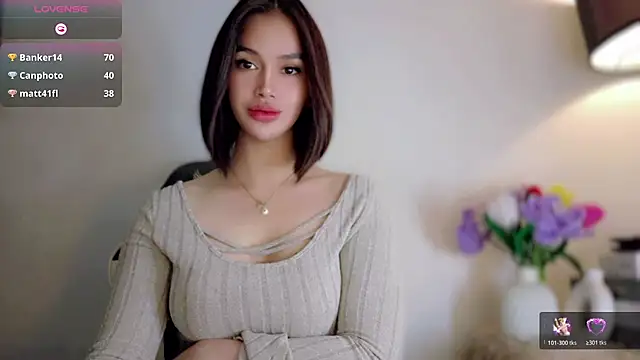 Anna_HollyDoll live cam preview