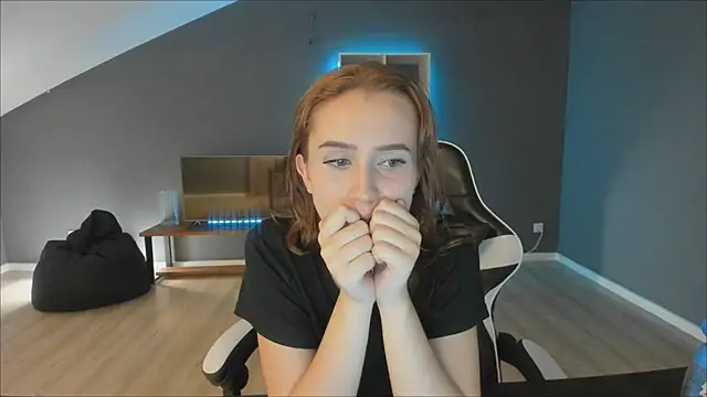 Ari_mon