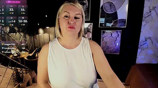 YolandaKiss webcam
