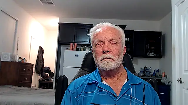 rockpoint69 live cam on StripChat