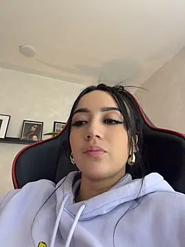 EmmyEvans1 🦏 nude webcam chat