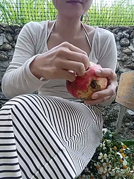 Linda-yiyi webcam