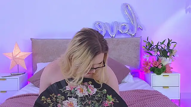jules_night (T teen) - show dick