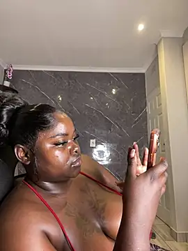 Honeycoco0211 live cam preview