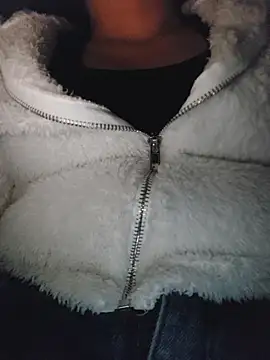 Elinaax live cam preview