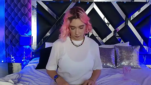 victoriaa_lee_ webcam
