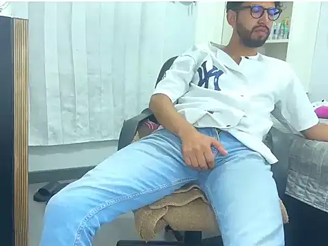 thomass1018 webcam