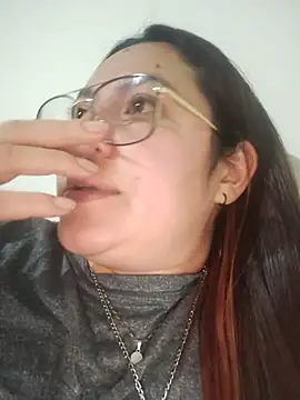 samm_curvy webcam