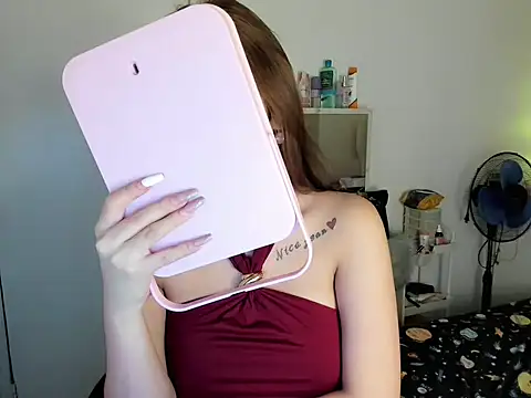 vixen_nica (T teen) - cum