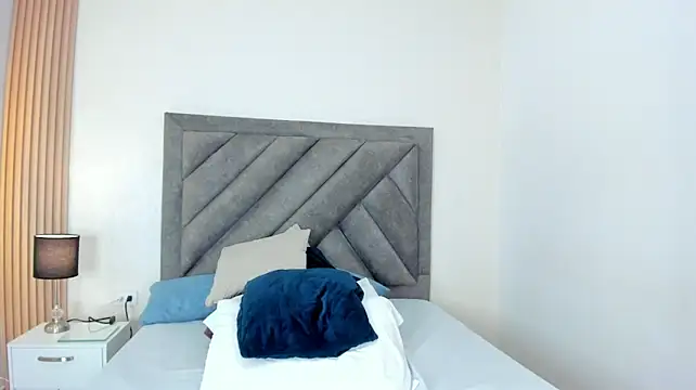 AriaaMoon_ webcam