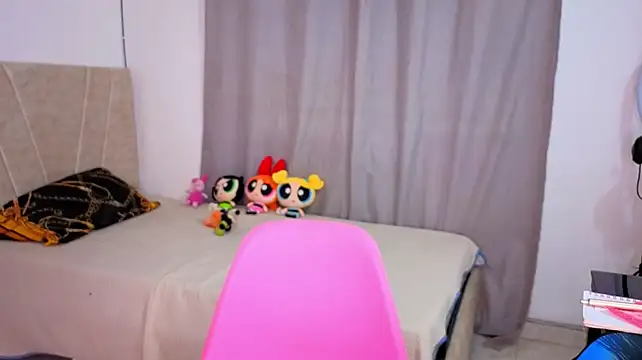 saraapril_ webcam