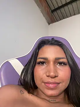 Barbiebrunette_