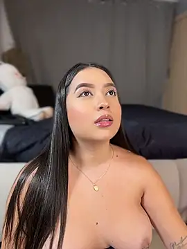 Emiily_Moore1