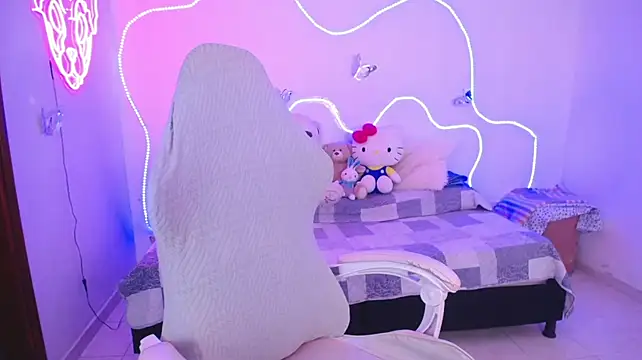 Valery_tiny 🔁 live naked chat