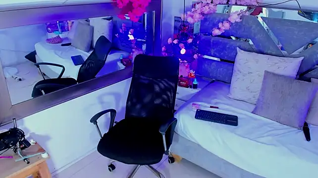 Real_virgin_Pussy