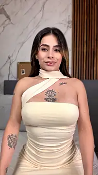 Amara_Velvet_