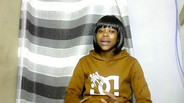 Ebony_cutieX