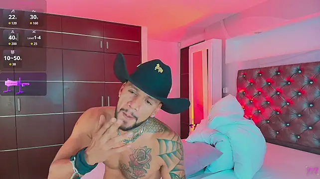 Valentiinoss live cam on StripChat
