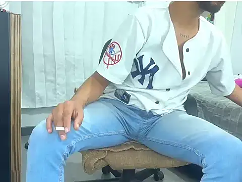 thomass1018 webcam
