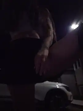 LilyOrion webcam