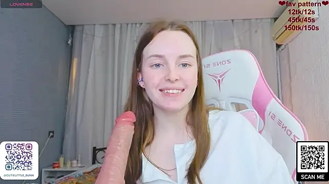 bae_cake_ webcam