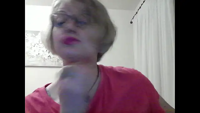 Francesca57 live cam on StripChat
