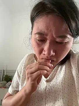 daaqnn live cam on StripChat