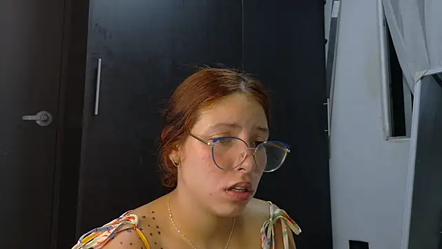 Miranda-cambell live sex cam