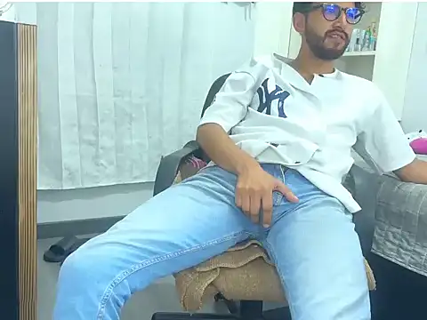 thomass1018 webcam