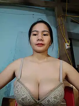 Nice_16 live cam on StripChat