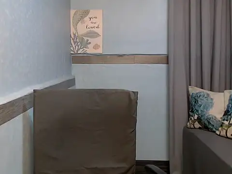 xMeganFucks69 webcam