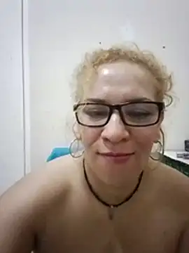FOXY_LYNN webcam