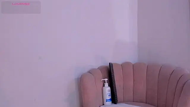 caroliinna_ webcam
