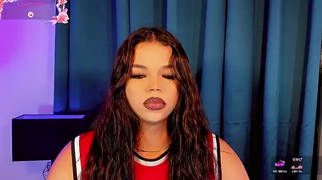 Keira_Fox31 webcam