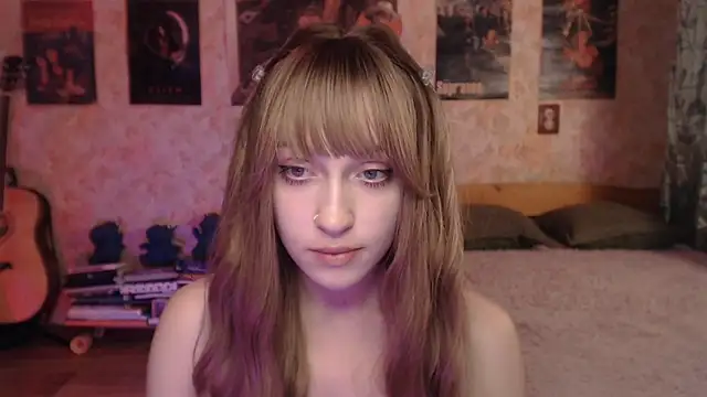 Friendly_Ellie webcam