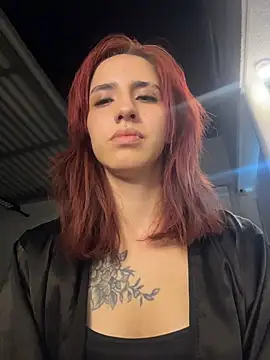 Elodiee_Roussee webcam
