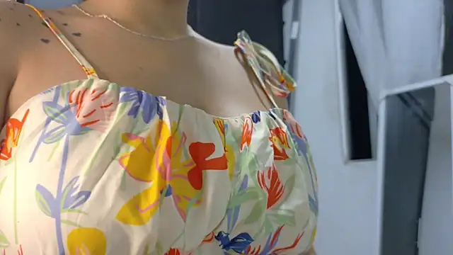 Miranda-cambell live sex cam