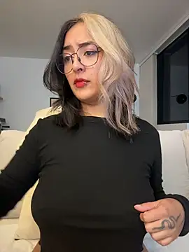 Rae_Lil_White