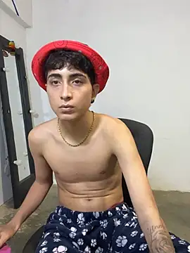 michaelmiller20261 (M twink) - Show pre cum