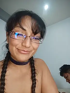 LucyCherry69 live sex cam