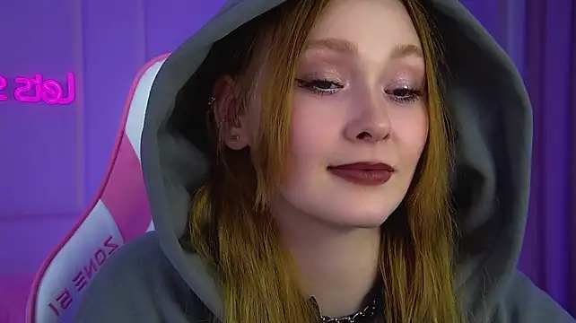 AgataFoxley webcam