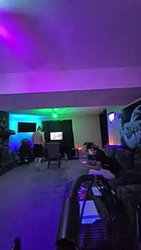 chronic_vibez webcam