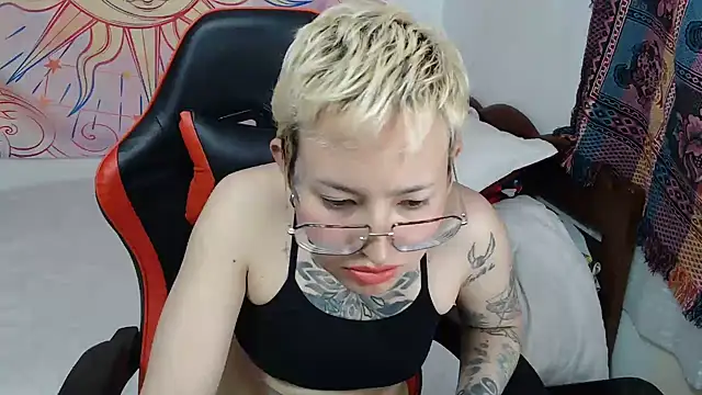 ArrangedFoot live cam on StripChat