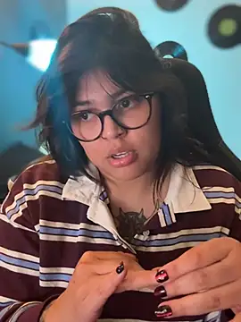 miacanela_xo webcam