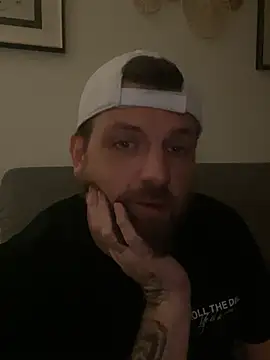 madmiki webcam