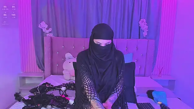 Nayla-Mouna webcam
